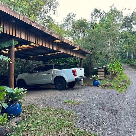 ホテル Refugio Ecologico Pedra Afiada プライア・グランデ エクステリア 写真