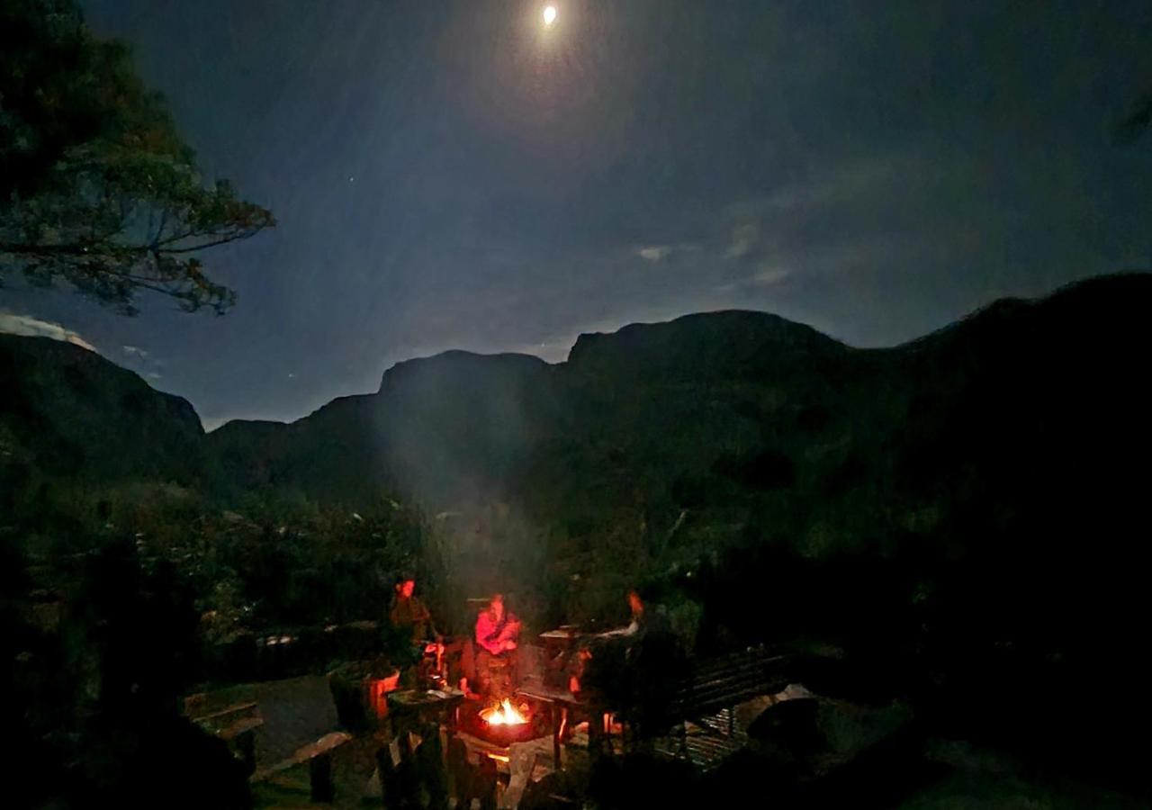 ホテル Refugio Ecologico Pedra Afiada プライア・グランデ エクステリア 写真