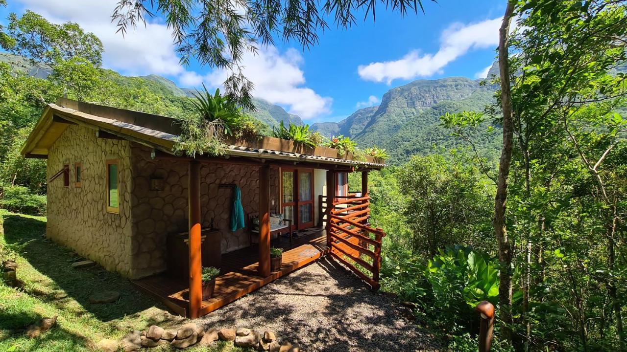 ホテル Refugio Ecologico Pedra Afiada プライア・グランデ エクステリア 写真