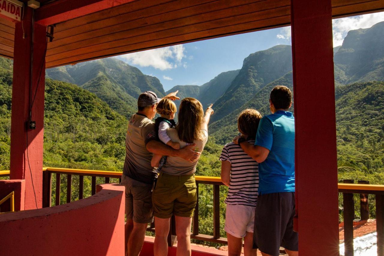 ホテル Refugio Ecologico Pedra Afiada プライア・グランデ エクステリア 写真