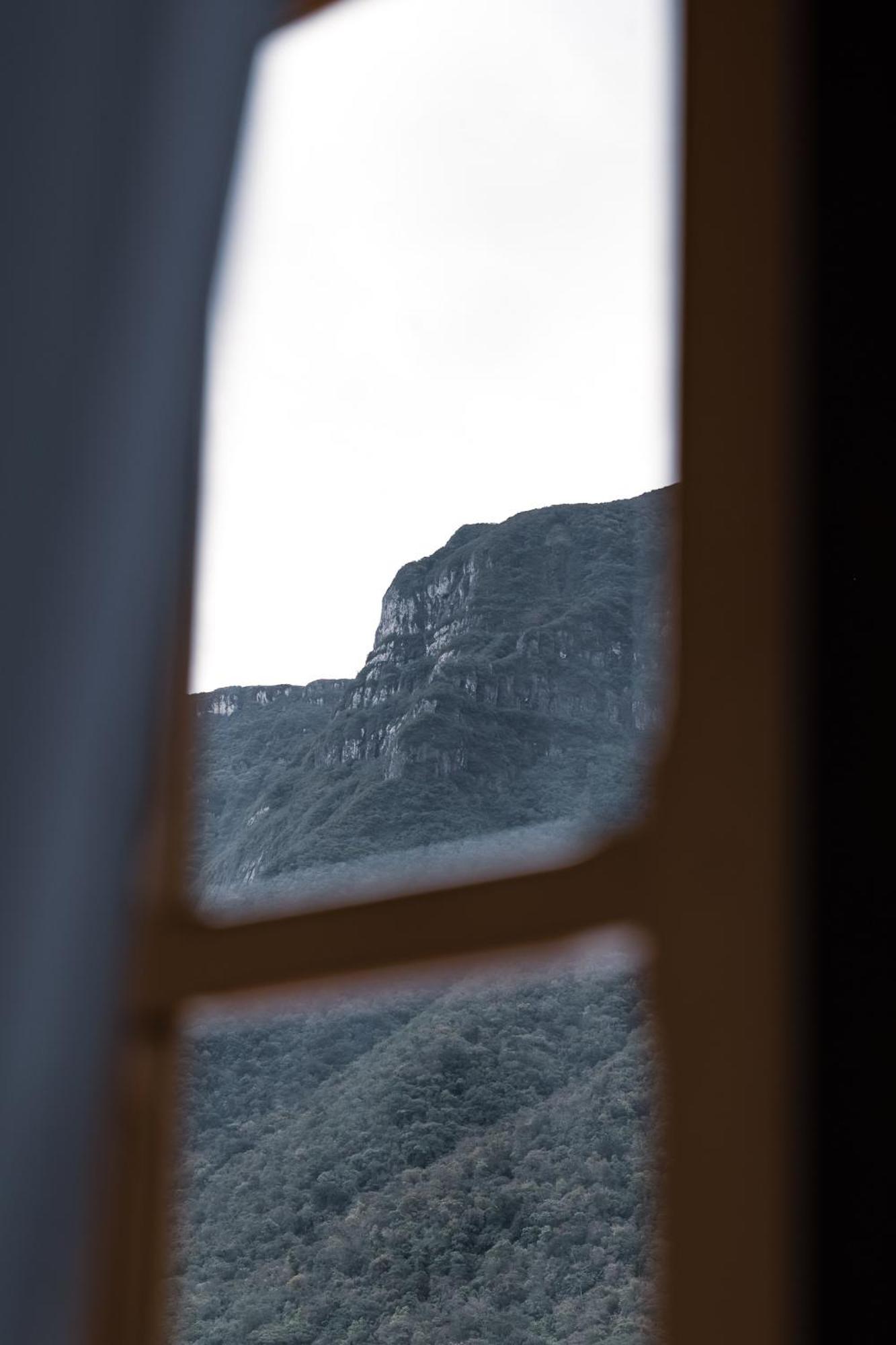 ホテル Refugio Ecologico Pedra Afiada プライア・グランデ エクステリア 写真