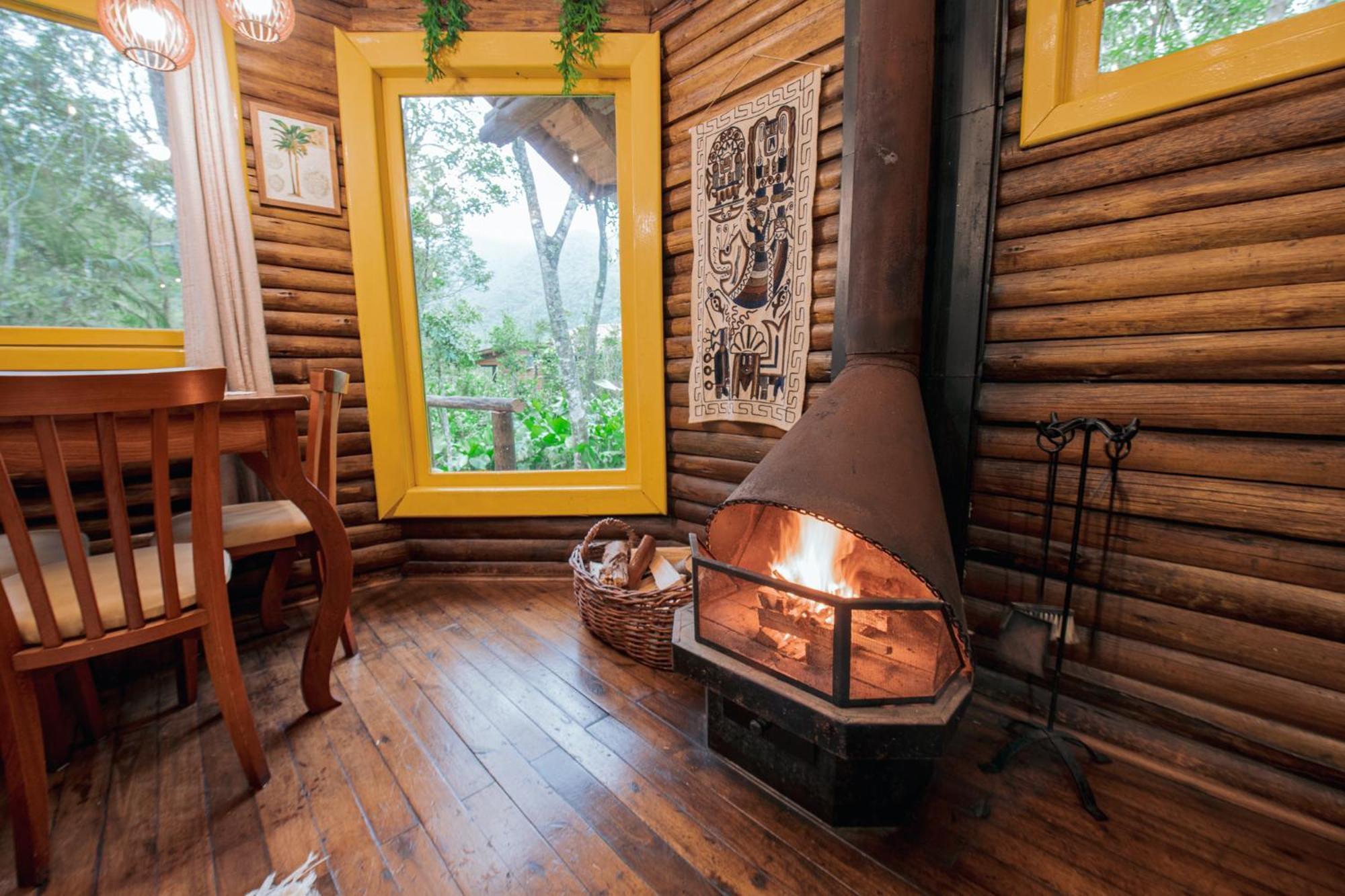 ホテル Refugio Ecologico Pedra Afiada プライア・グランデ エクステリア 写真